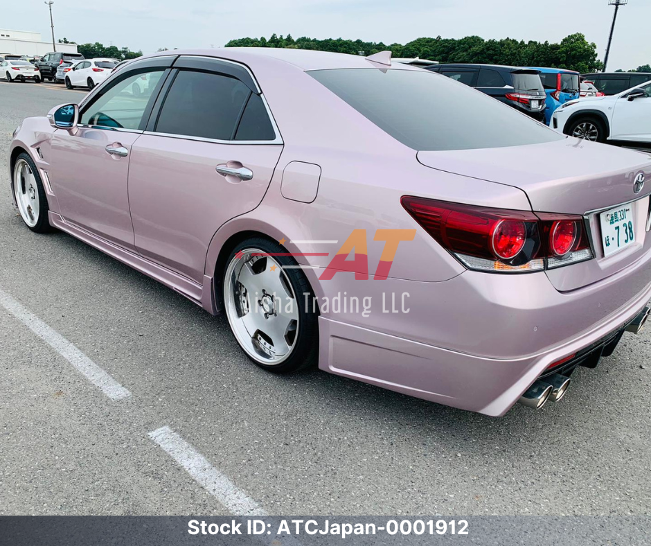 2016 Toyota Crown